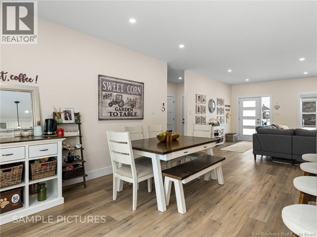 20 Normand Lane - Image 11
