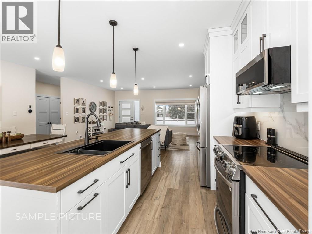 20 Normand Lane - 5