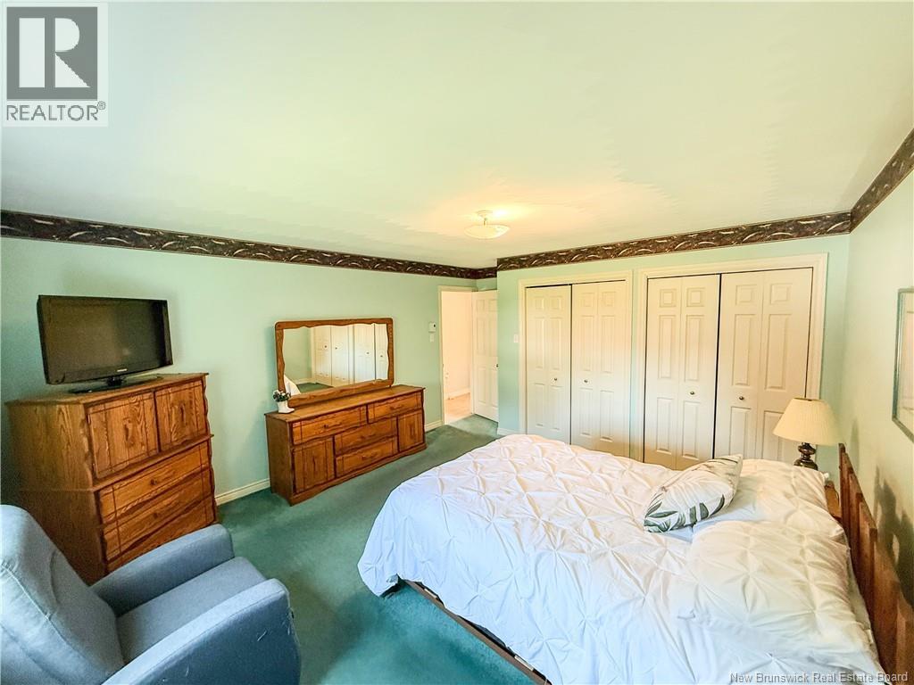 11 Clover Court - 25