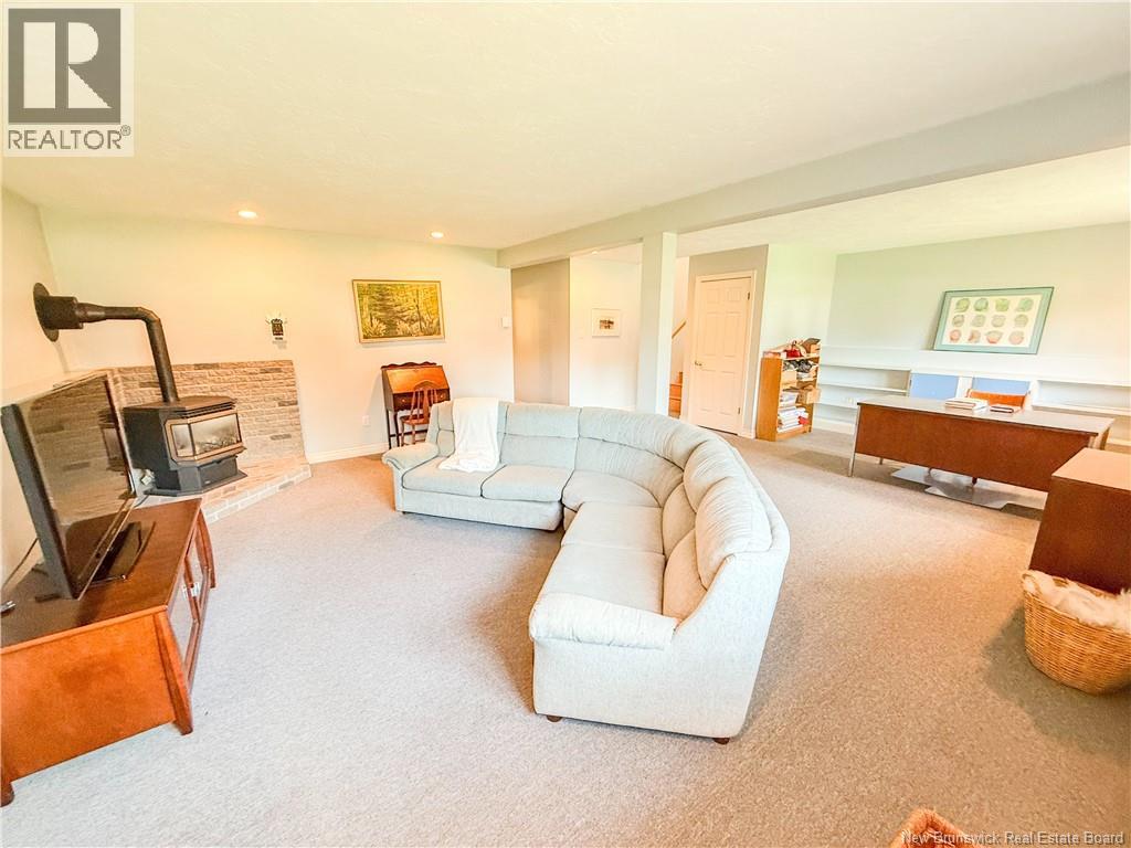 11 Clover Court - 30