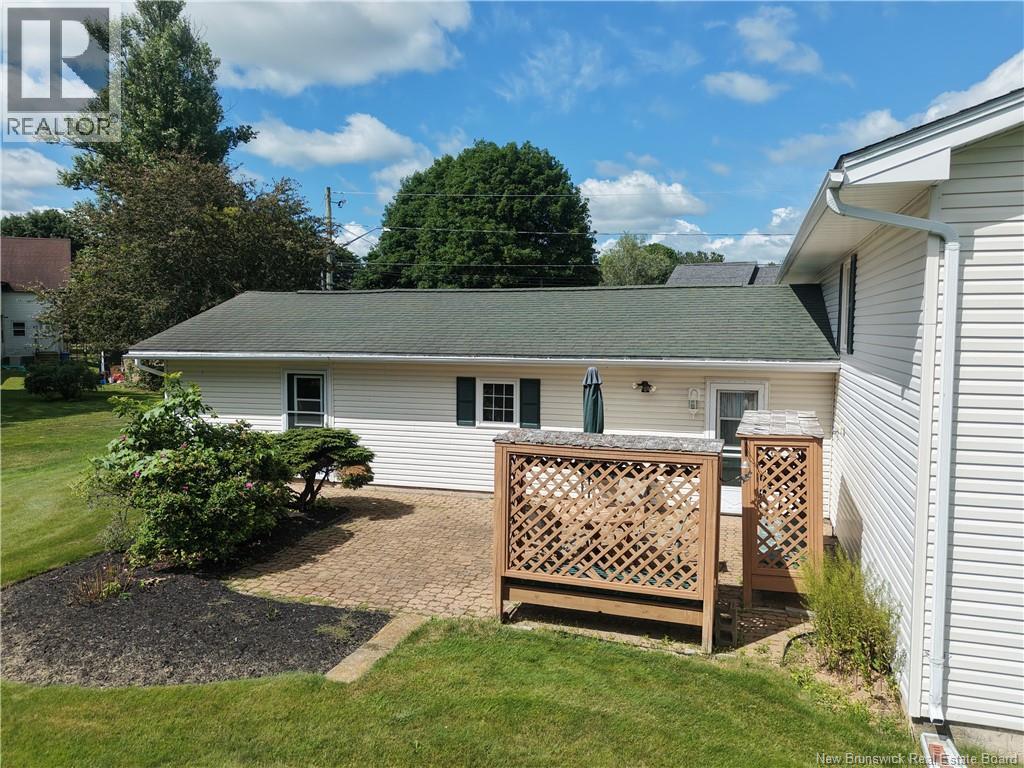 11 Clover Court - 44