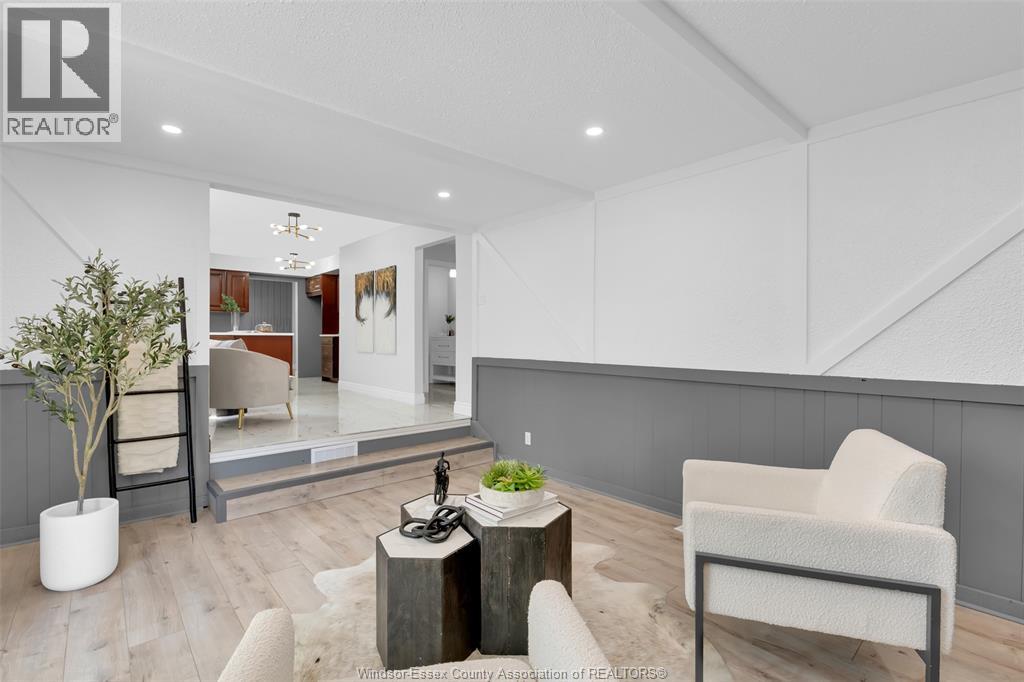 3045 CLAXTON COURT - 8