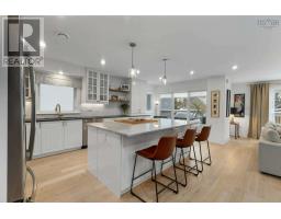 5pc Ensuite bath - 1162 Waterloo Street, Halifax, NS B3H3L4 Photo 6
