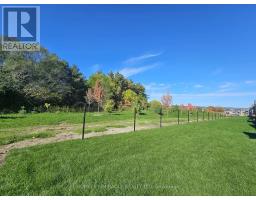 1869 Narcissus Gardens, Pickering, ON L1X2R2 Photo 9