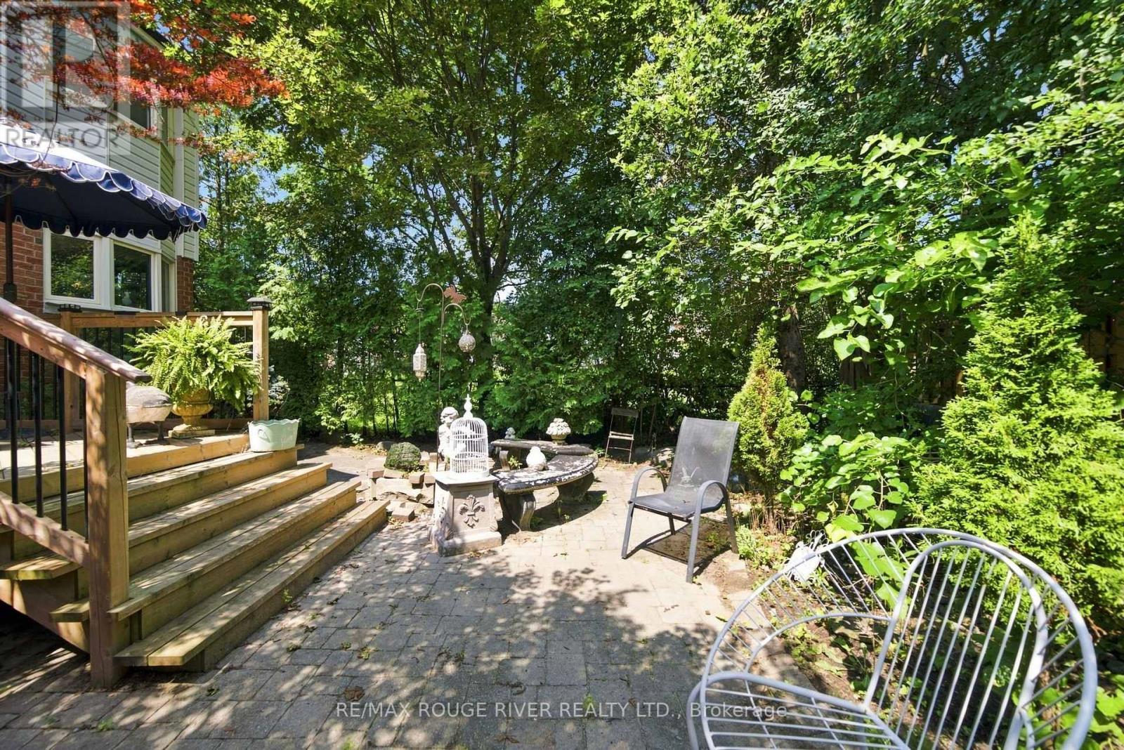 909 RIDGE VALLEY DRIVE - 41