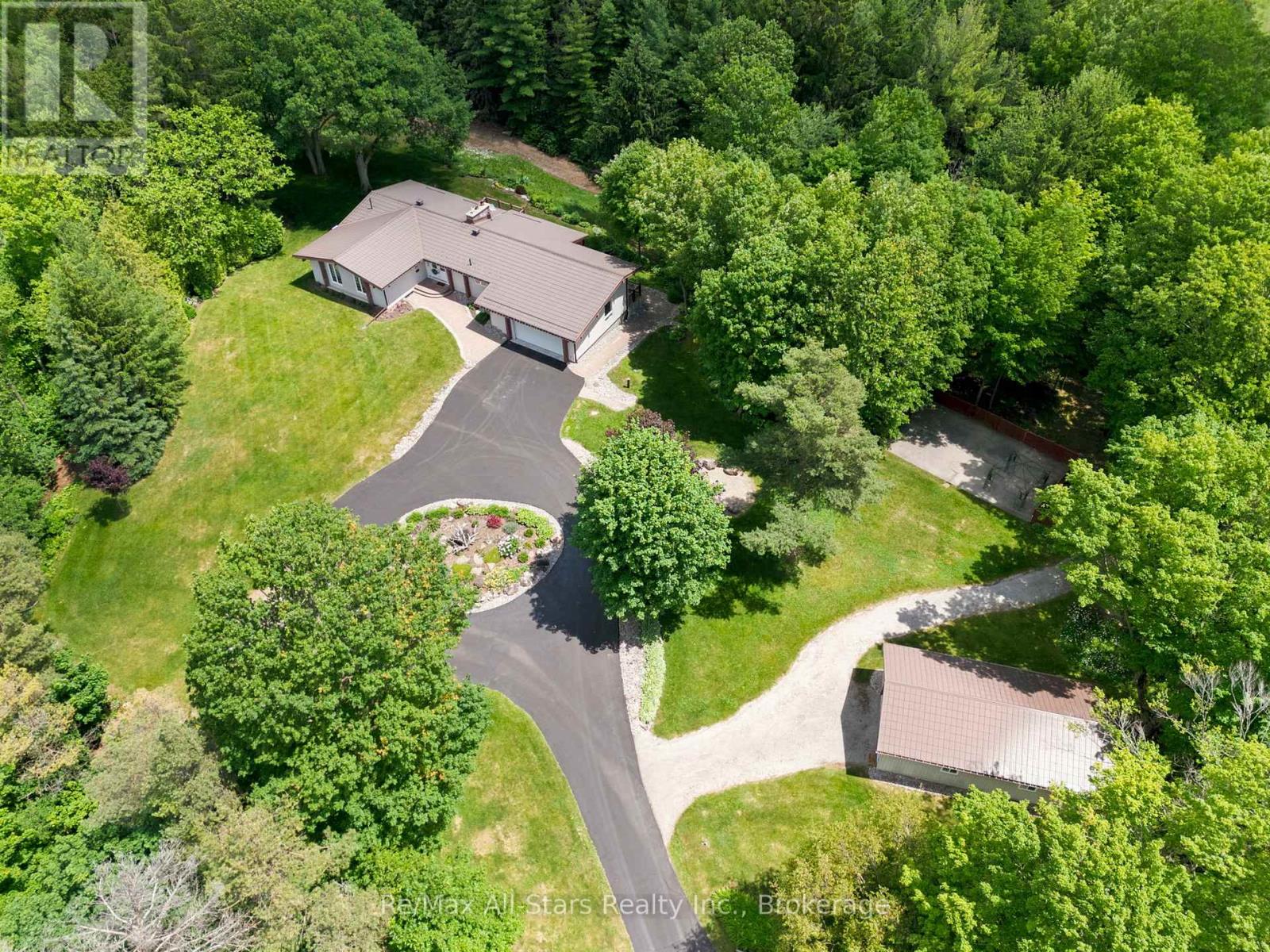 5149 8 CONCESSION - 2
