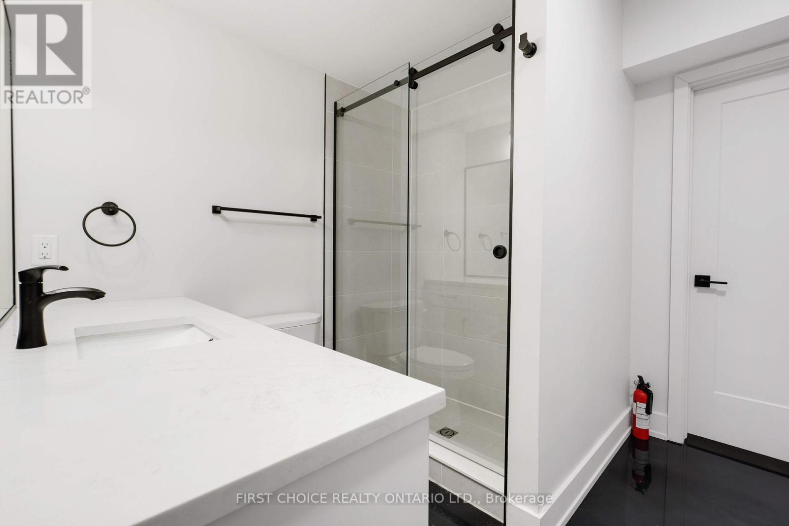 4 Bed, 4 Bath House for Sale in Ottawa – 269 QUEEN MARY STREET, Ottawa – MLS# X13680944 - Image 44