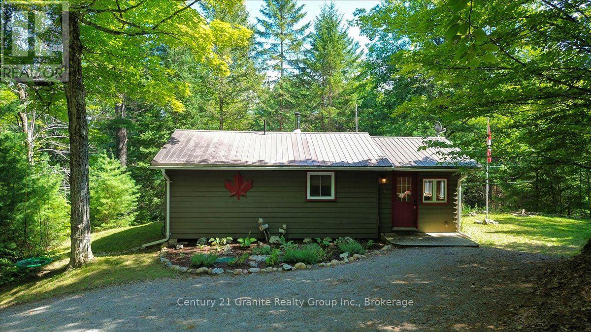 118 BAY LAKE ROAD - 1