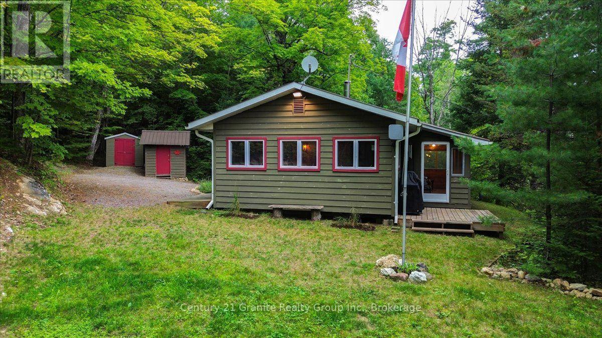 118 BAY LAKE ROAD - 2