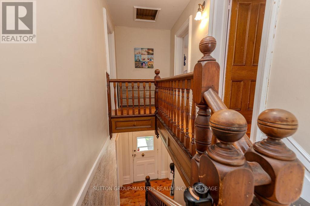 27 WEST STREET W - 35