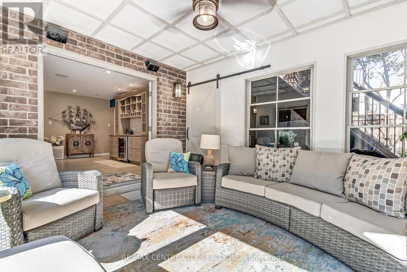 20 ENSLEY PLACE - Image 30