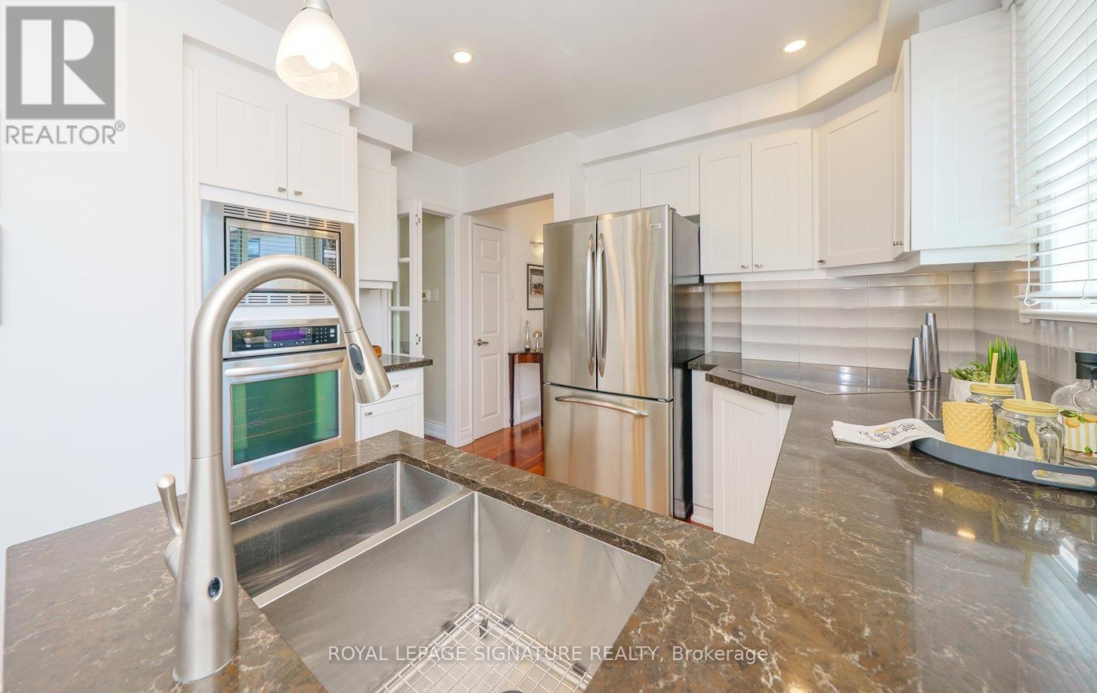 5 MANORWOOD ROAD - 13