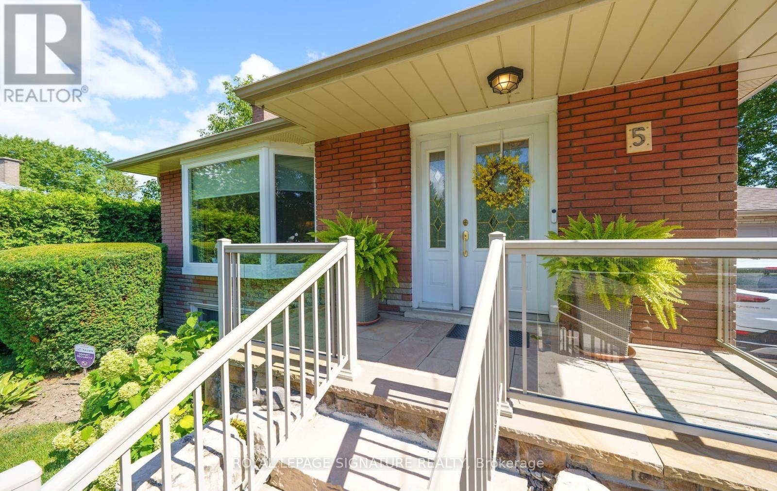 5 MANORWOOD ROAD - 2