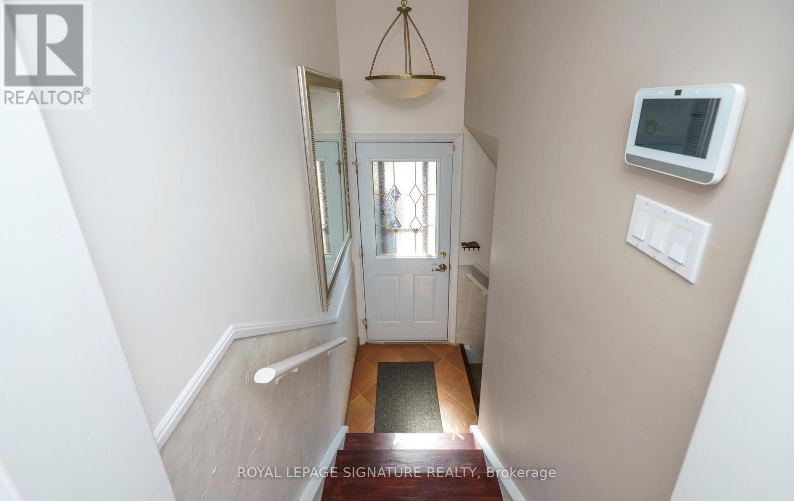 5 MANORWOOD ROAD - 23