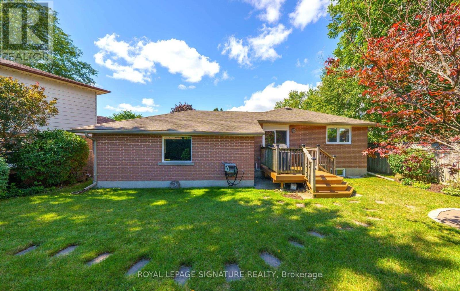 5 MANORWOOD ROAD - 36