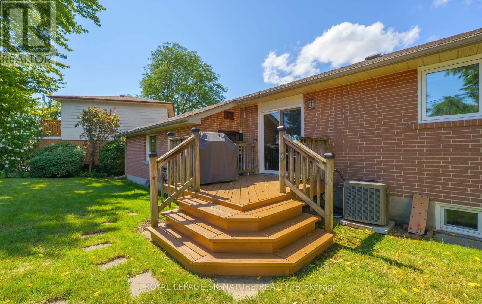 5 MANORWOOD ROAD - 38