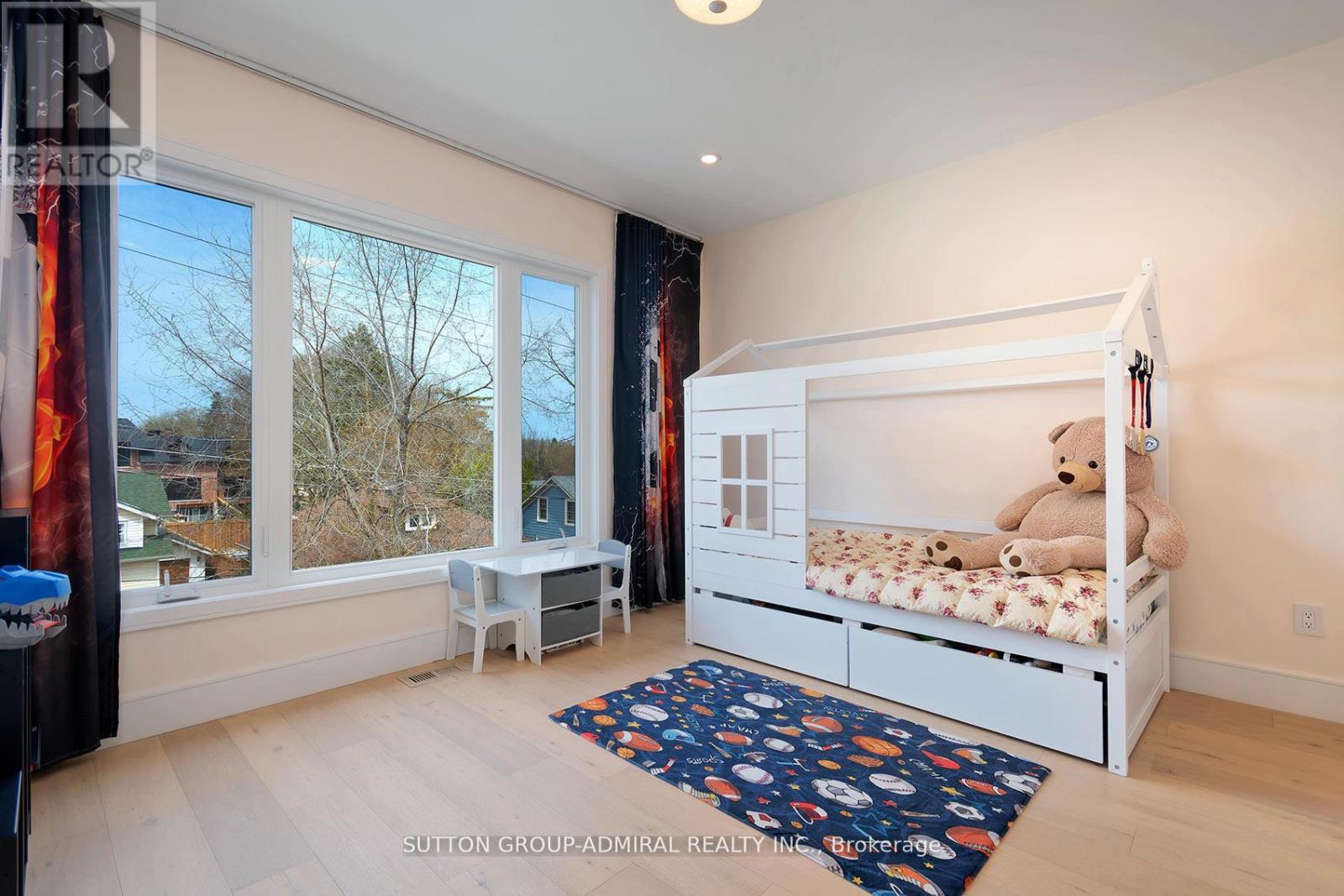 582 GORHAM STREET - Image 33