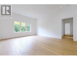 32 Cossar Avenue, Aurora, ON L4G3N8 Photo 23