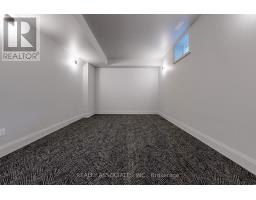 32 Cossar Avenue, Aurora, ON L4G3N8 Photo 46