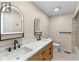 40 Blackthorn Drive, Vaughan, ON L6A3N5 Photo 16