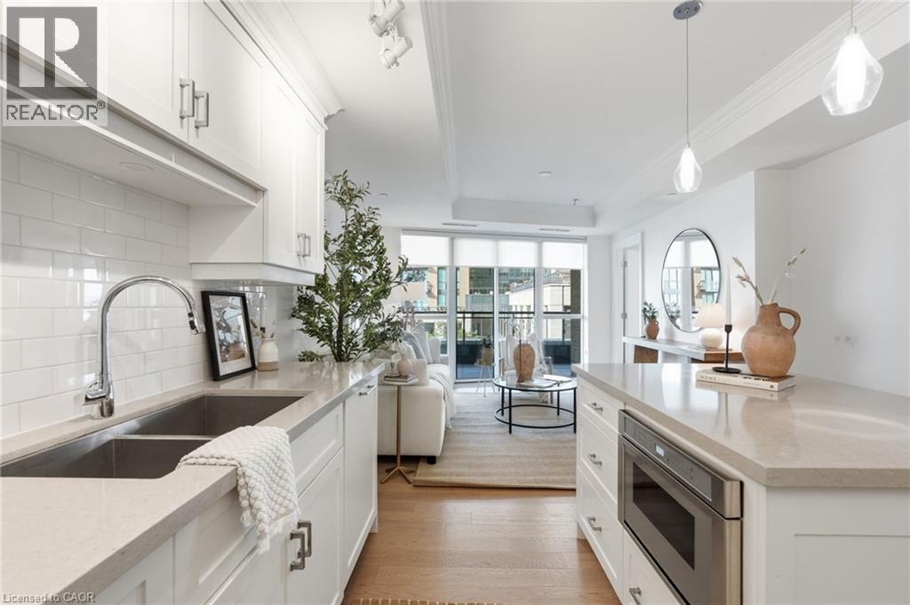 #310 2060 LAKESHORE Road - 14