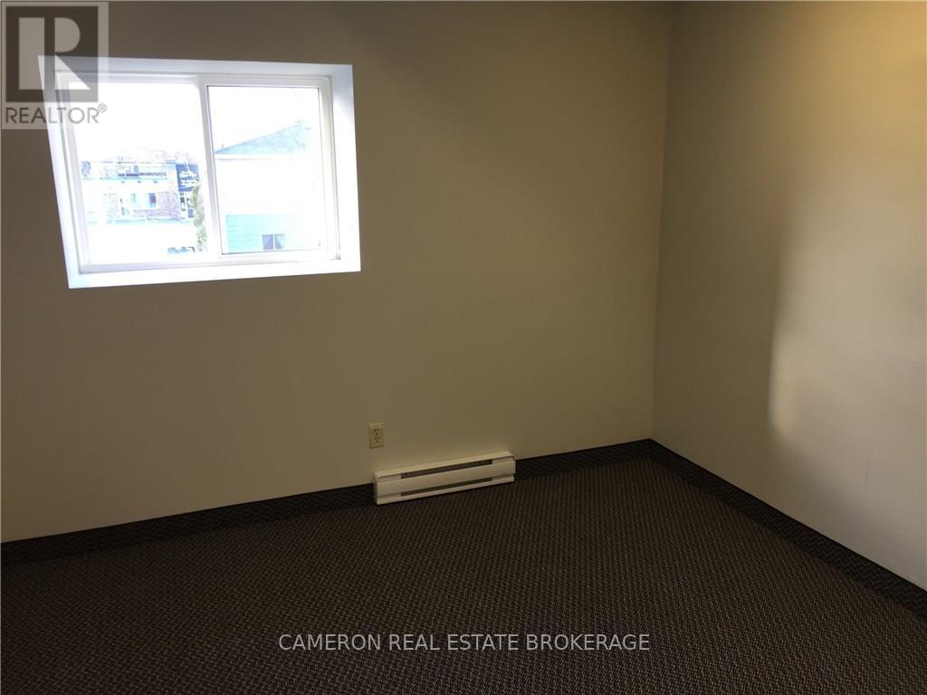 #12 812 PITT Street, Cornwall, Ontario, K6J5R6, Cornwall, Ontario — photo 5 of 5