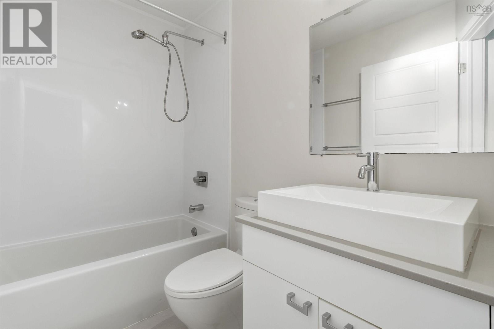 #312 2116 Gottingen Street - 17