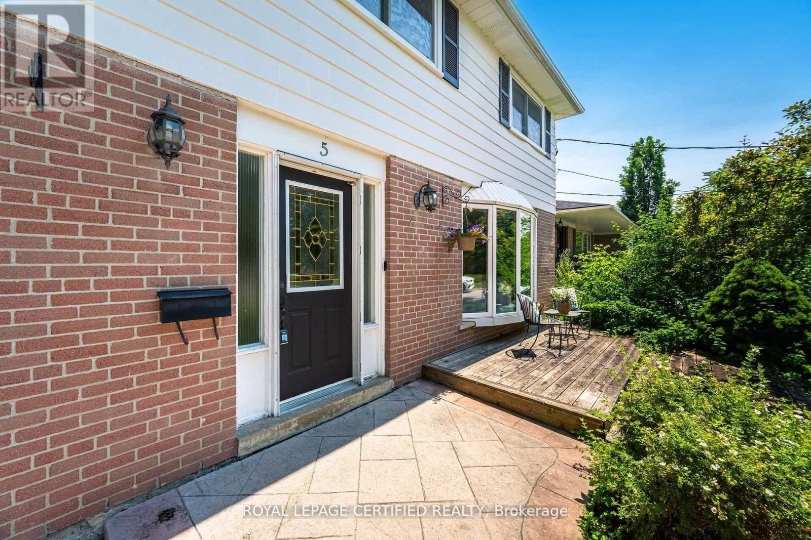 5 STOCKMAN CRESCENT - Image 44
