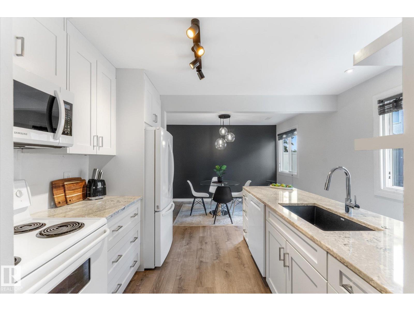 281 LANCASTER TC NW - 3