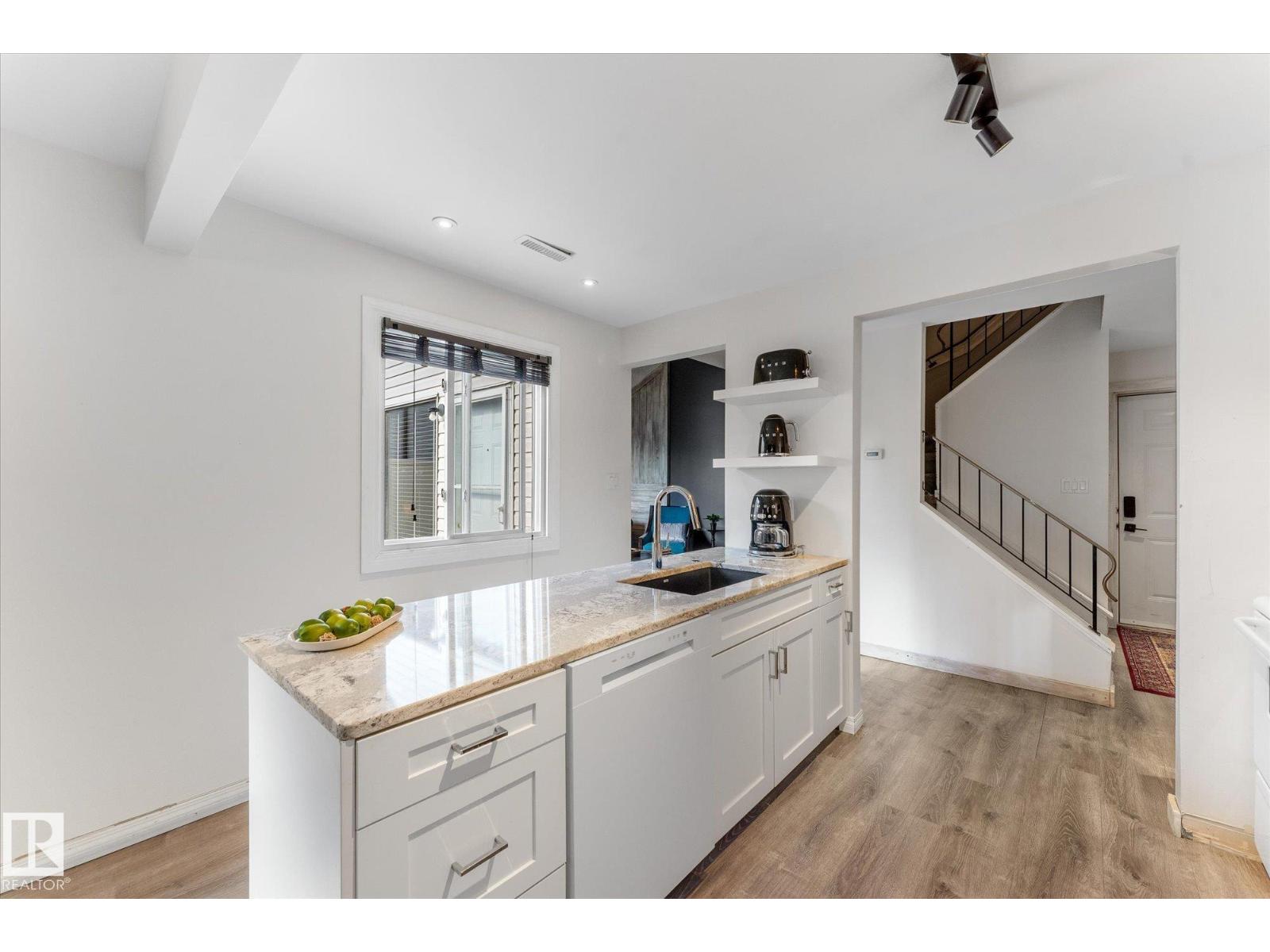281 LANCASTER TC NW - 4