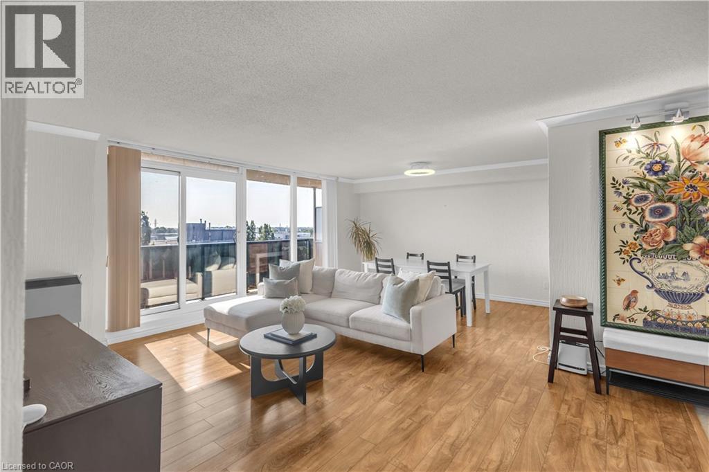 #815 9 BONHEUR Court - Image 10