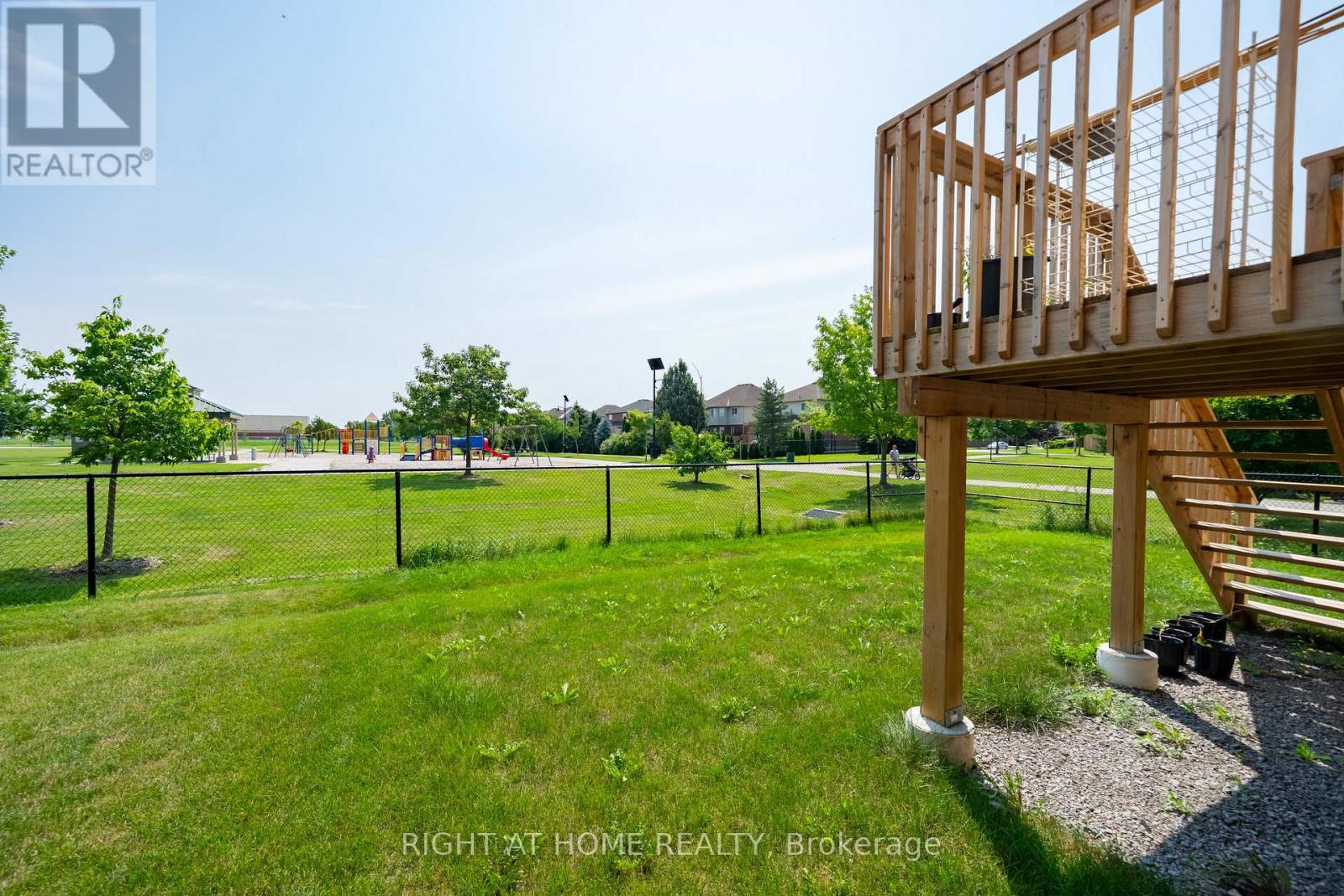 34 HAMPSHIRE PLACE - Image 44