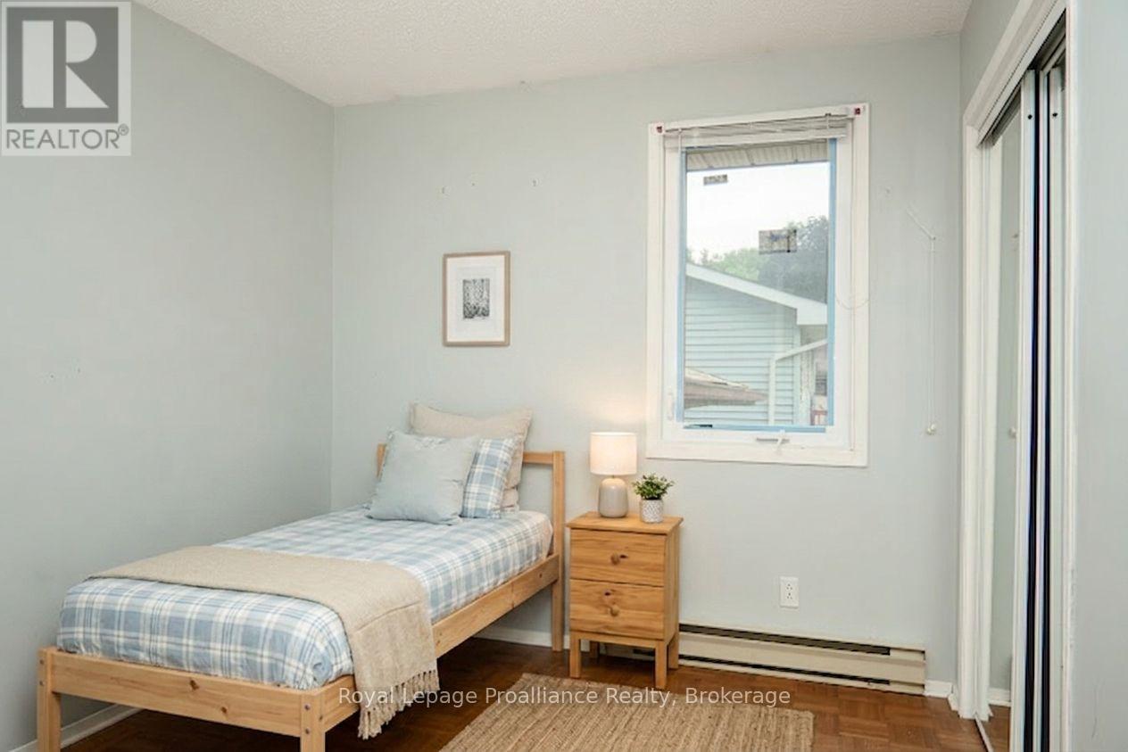 5 VAN ALSTINE DRIVE - Image 23
