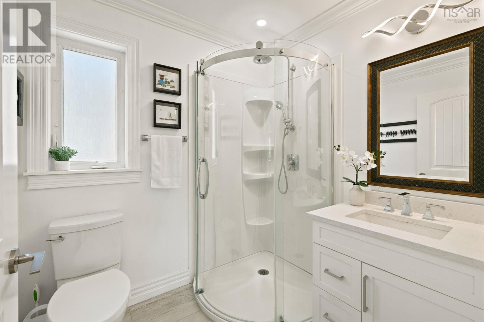 Property 20 of 42 of 49 Cove Road