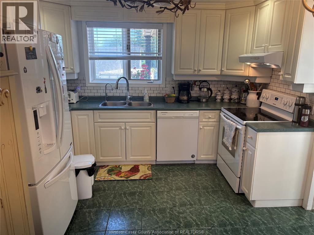 13222 RIVERSIDE DRIVE - 8