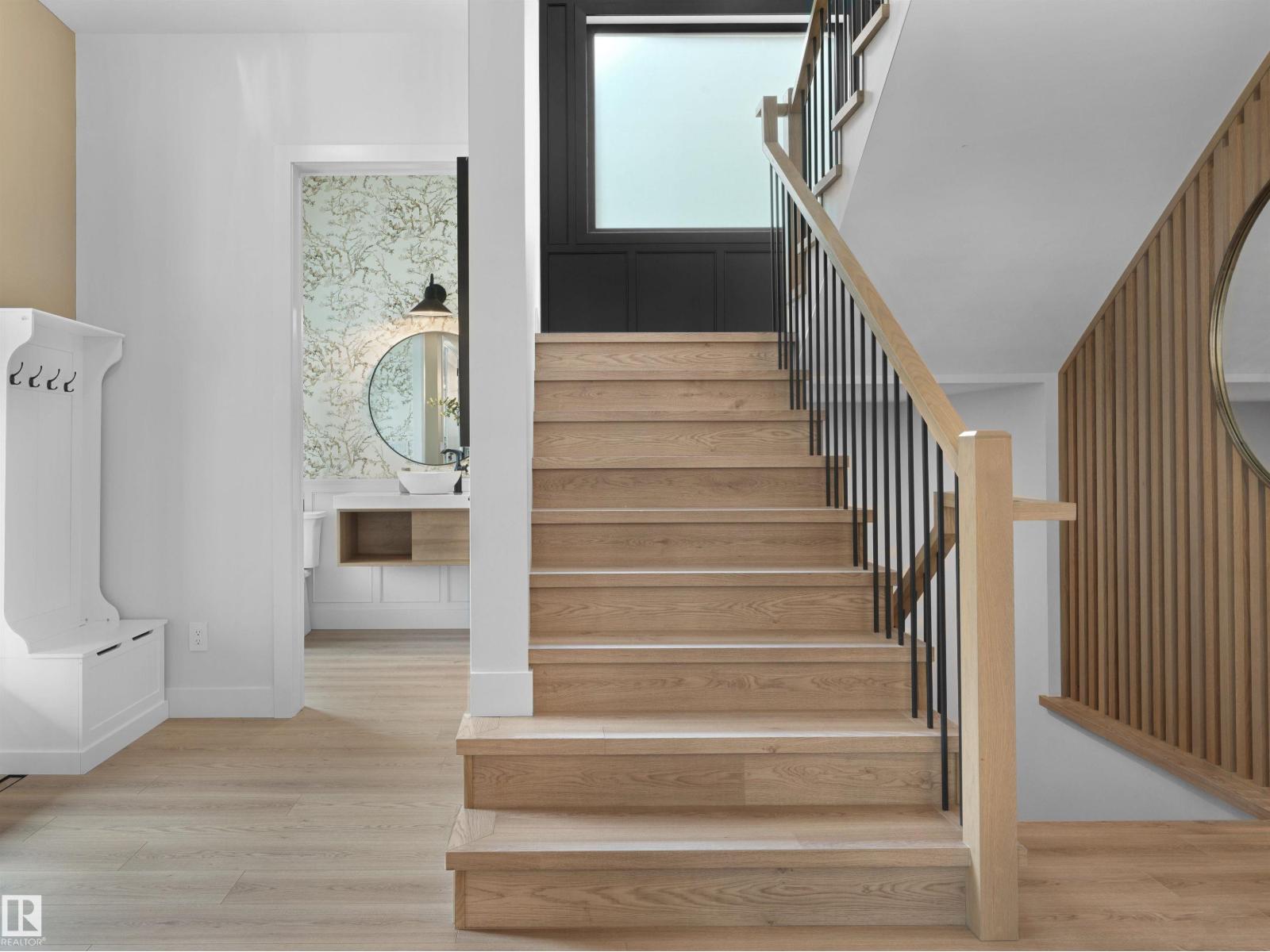 10214 125 ST NW - 32