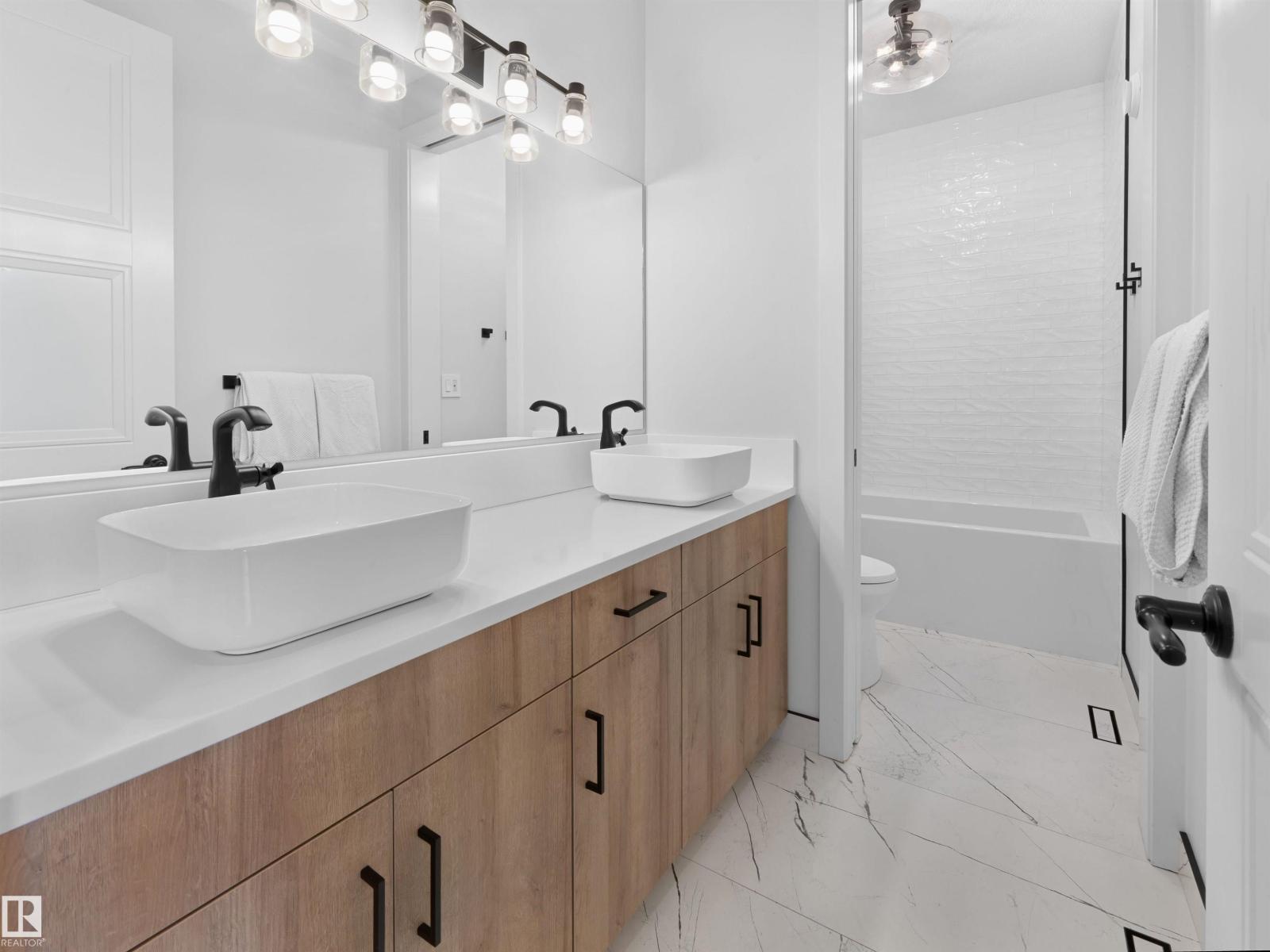 10214 125 ST NW - Image 47