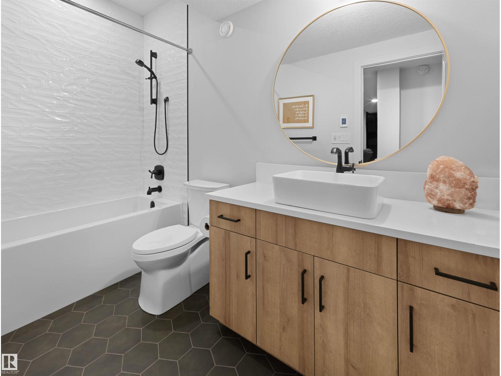 10214 125 ST NW - 55