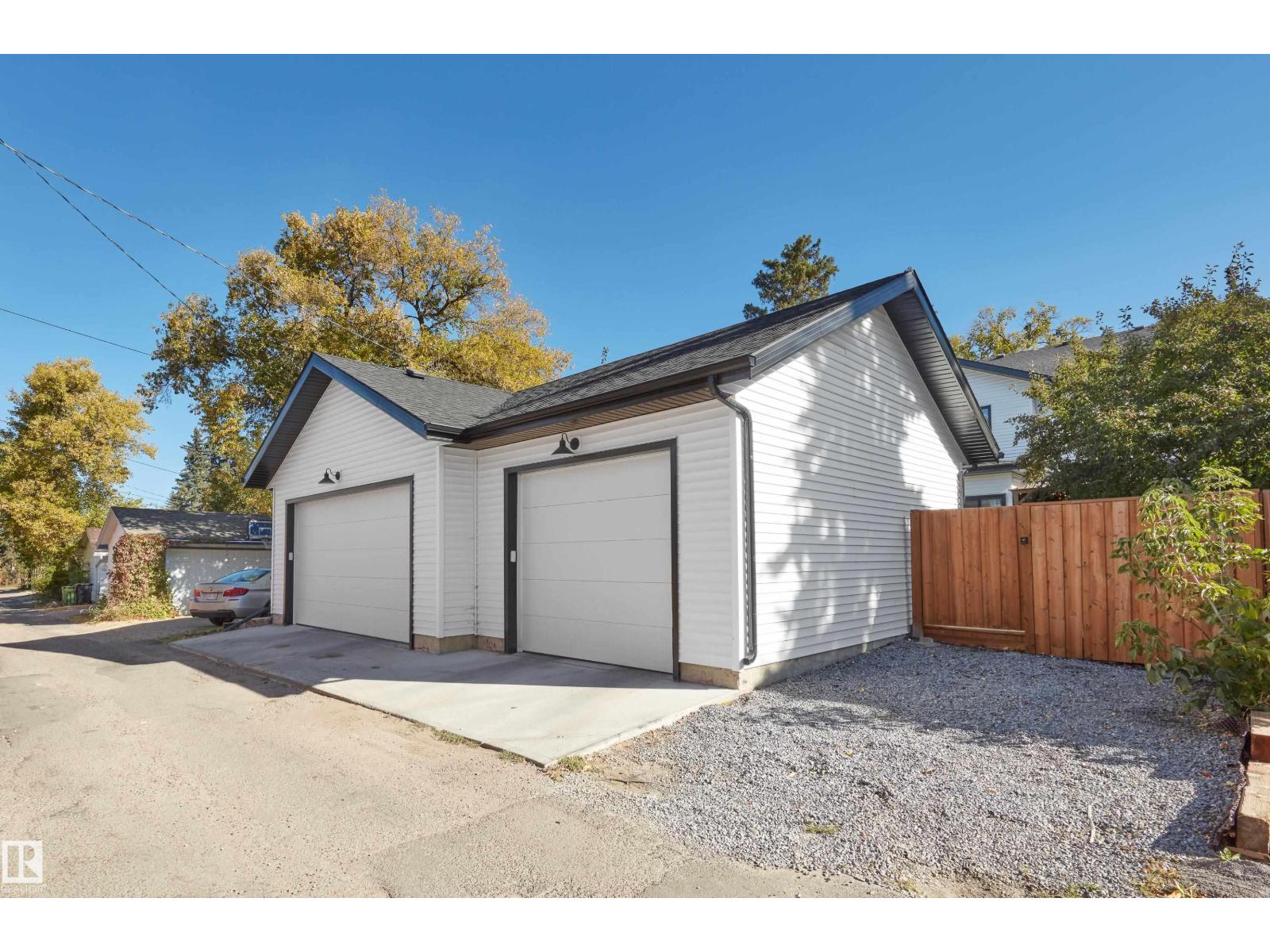 10214 125 ST NW - Image 63