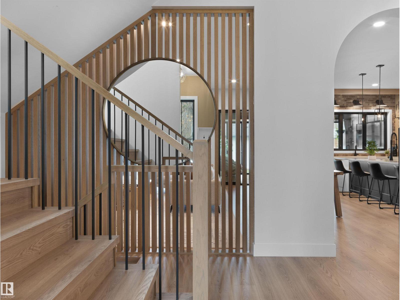 10214 125 ST NW - 7