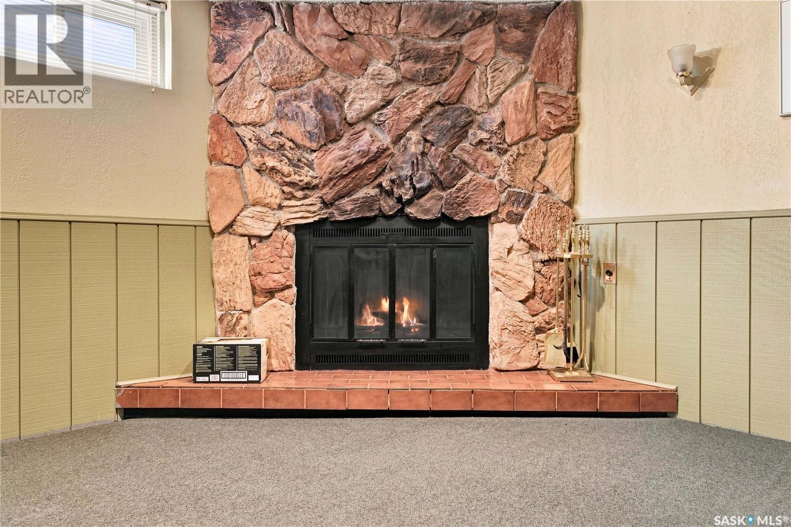 448 ROBINSON STREET - 28