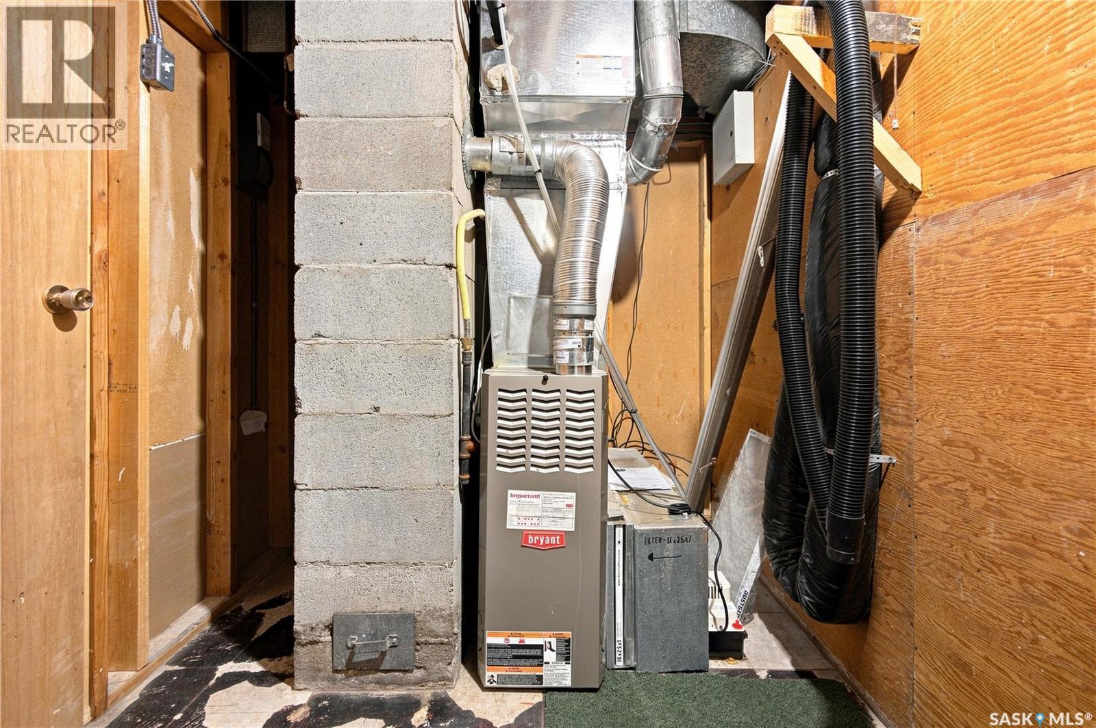 448 ROBINSON STREET - Image 37