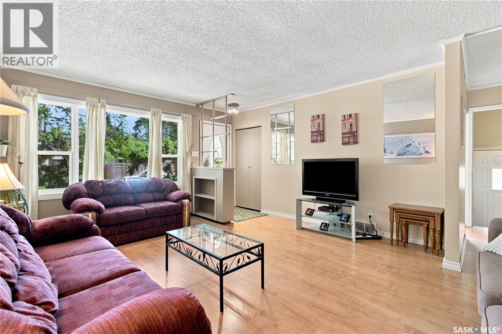 448 ROBINSON STREET - Image 6