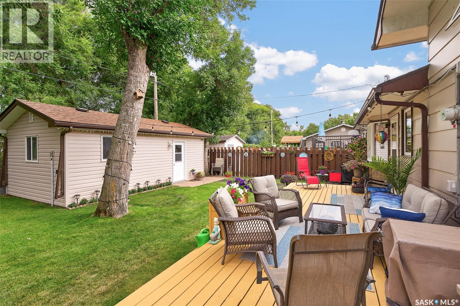 919 Holdsworth CRESCENT - Image 51