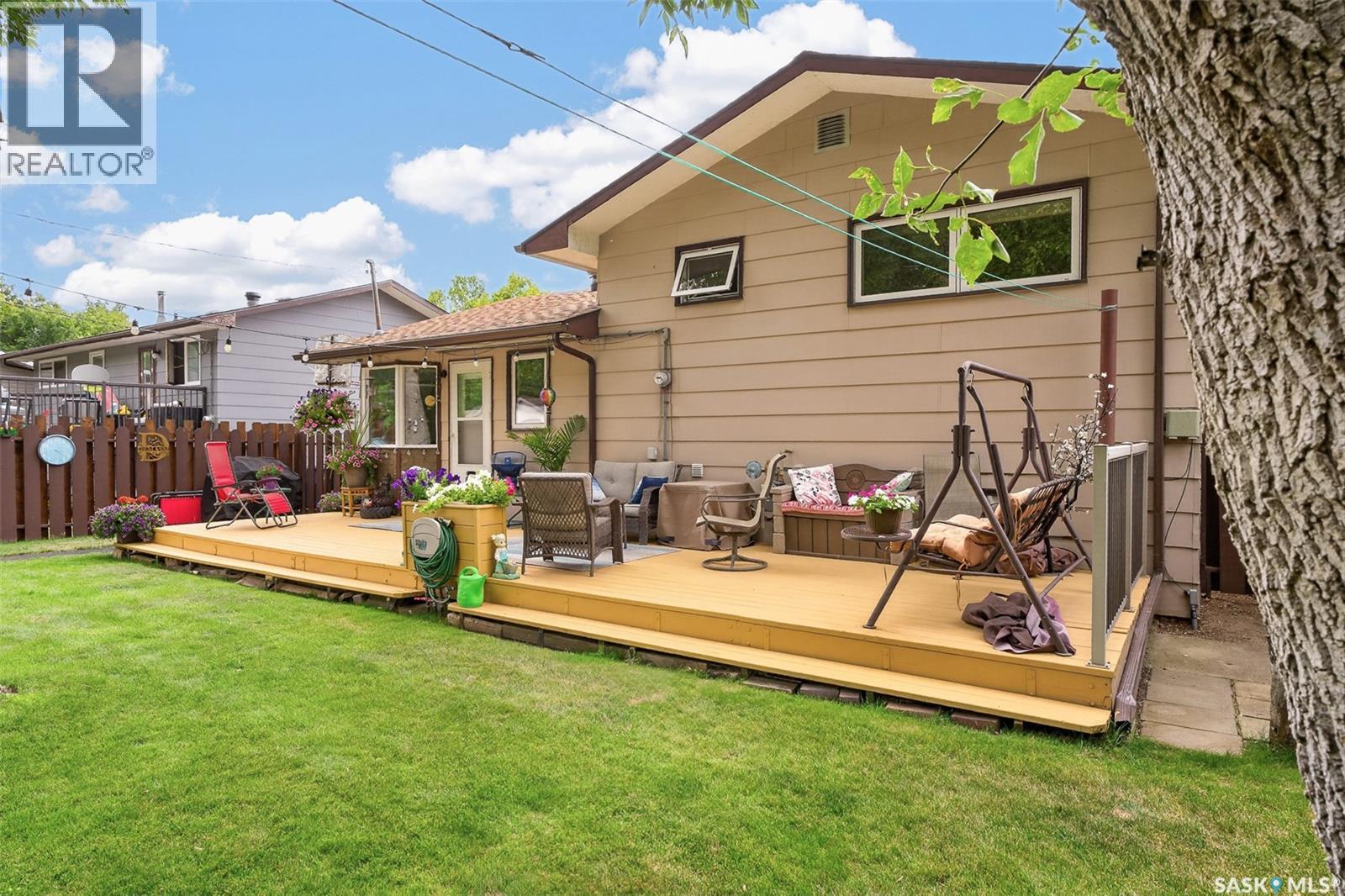 919 Holdsworth CRESCENT - Image 55