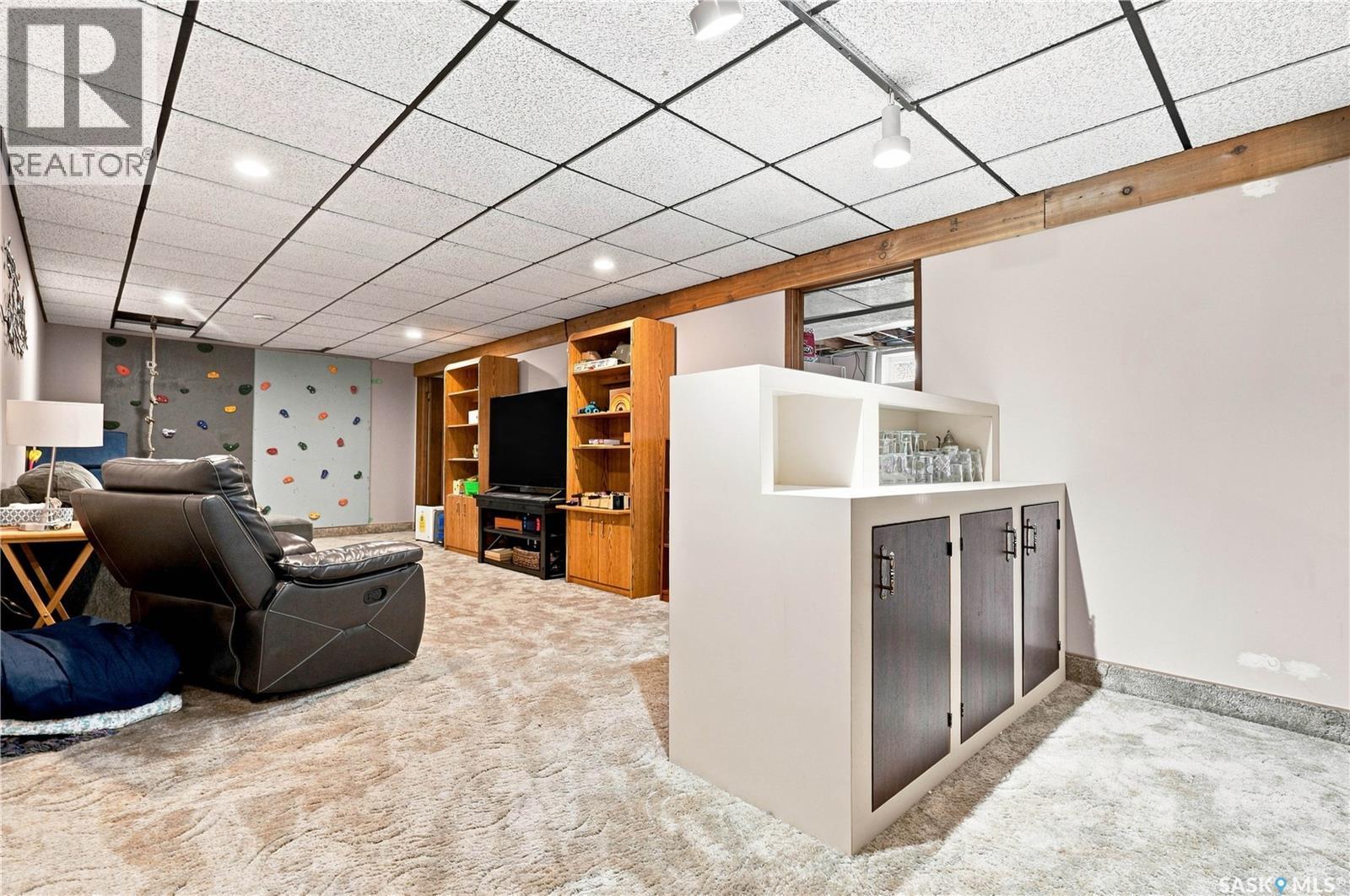 242 Auld CRESCENT - Image 37