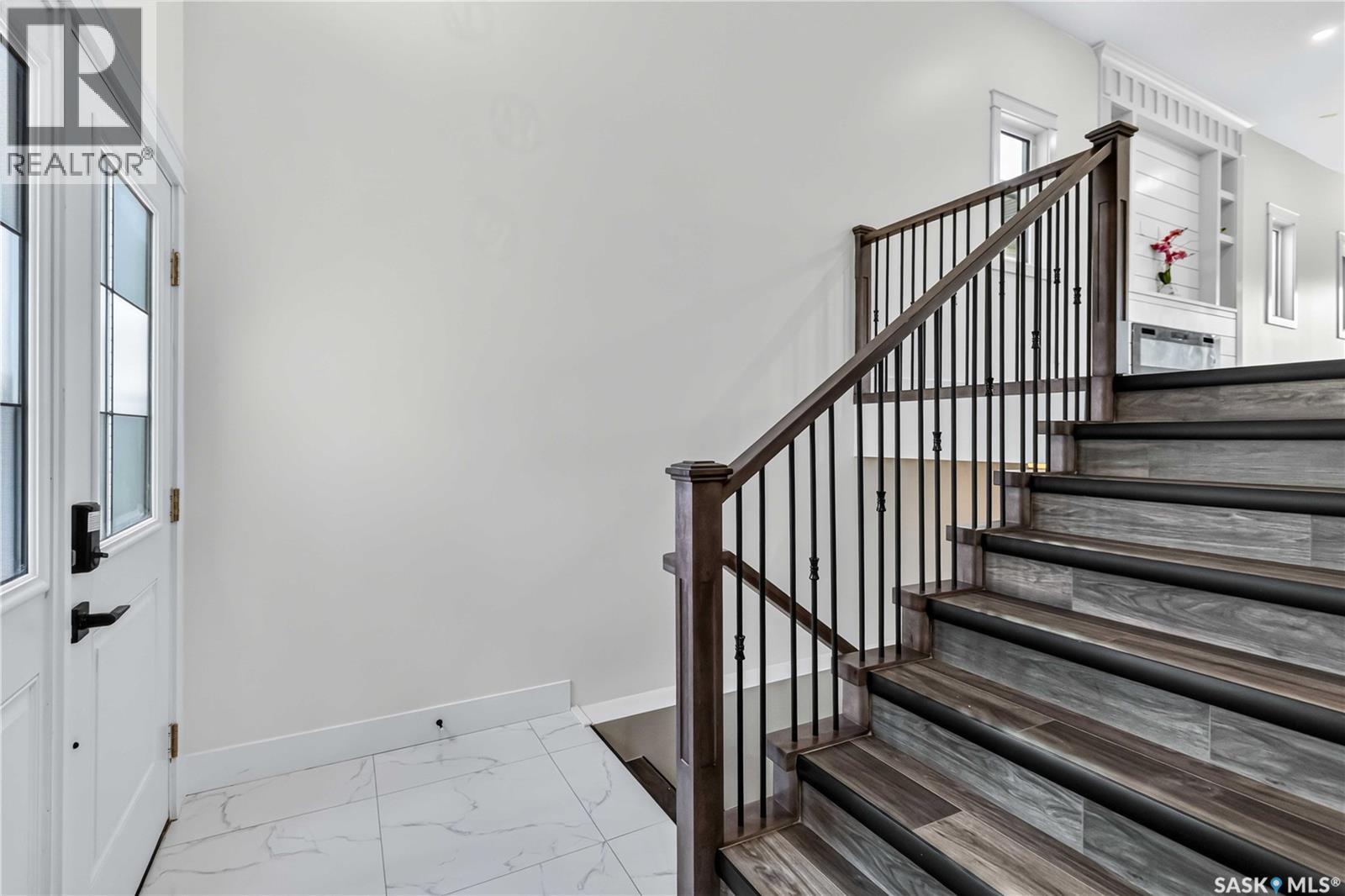 1211 Nightingale TERRACE - Image 4