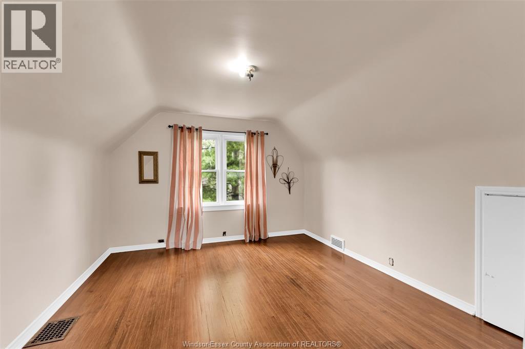 2533 PRINCESS - Image 19