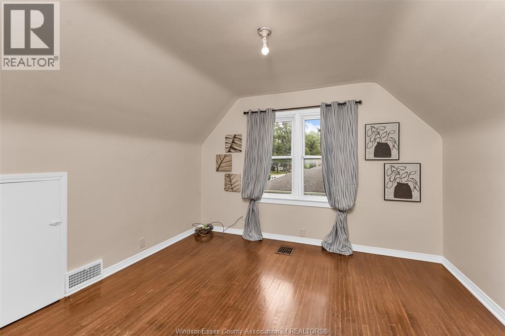 2533 PRINCESS - Image 20