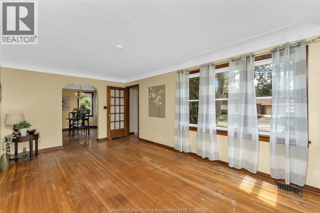 2533 PRINCESS - Image 9